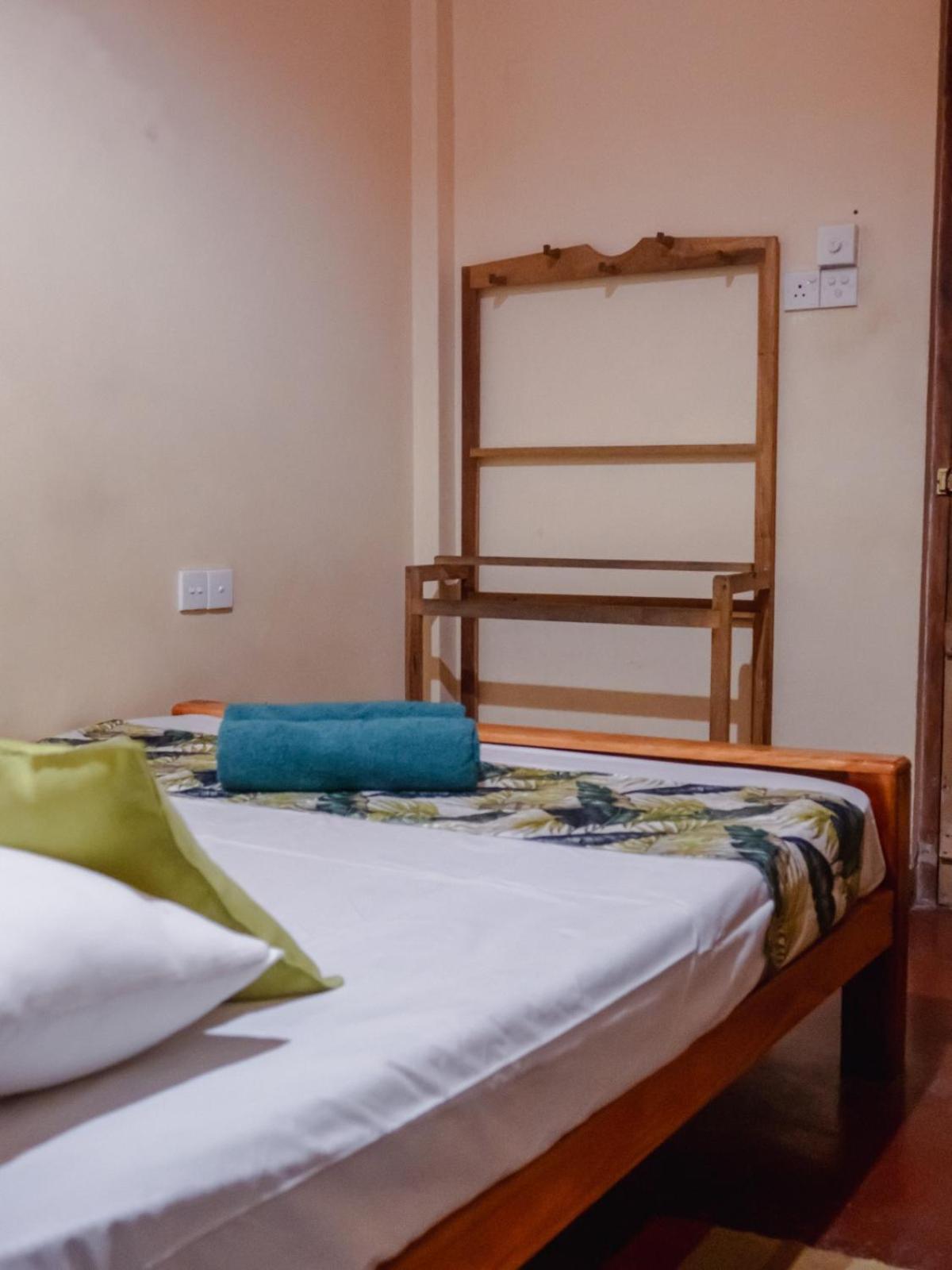 Viveka Inn Guest And Yala Safari Тіссамахарама Екстер'єр фото