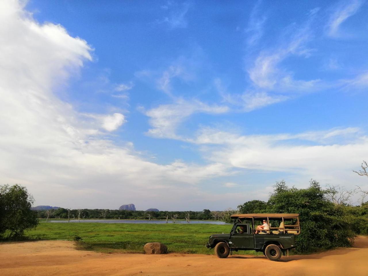Viveka Inn Guest And Yala Safari Тіссамахарама Екстер'єр фото
